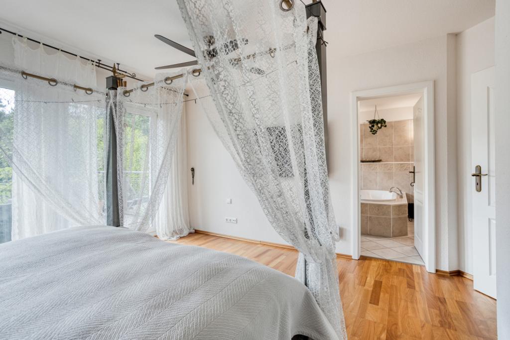 Schlafzimmer OG