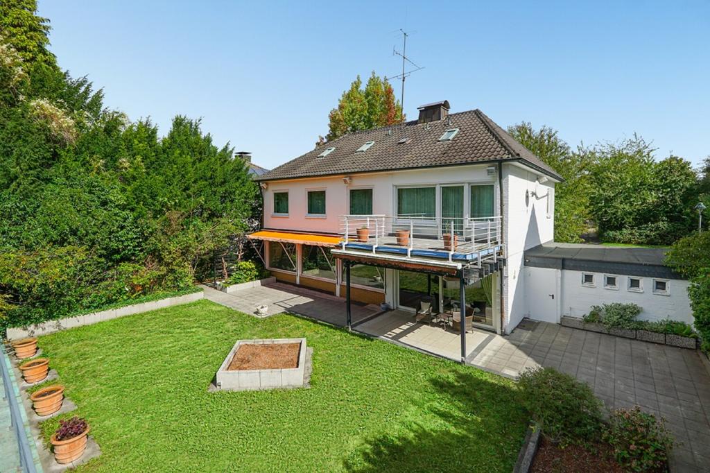 Die Hausrückseite