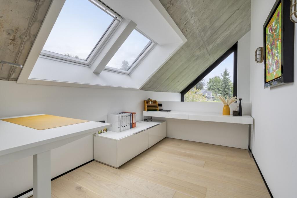 Arbeitszimmer mit Galerie 