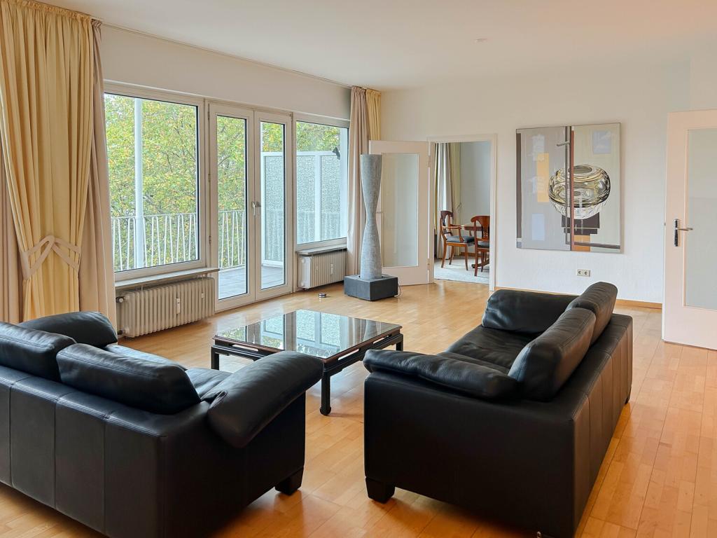 Lichtdurchflutete Wohnung mit grünem Ausblick in Top Lage - Photo 3