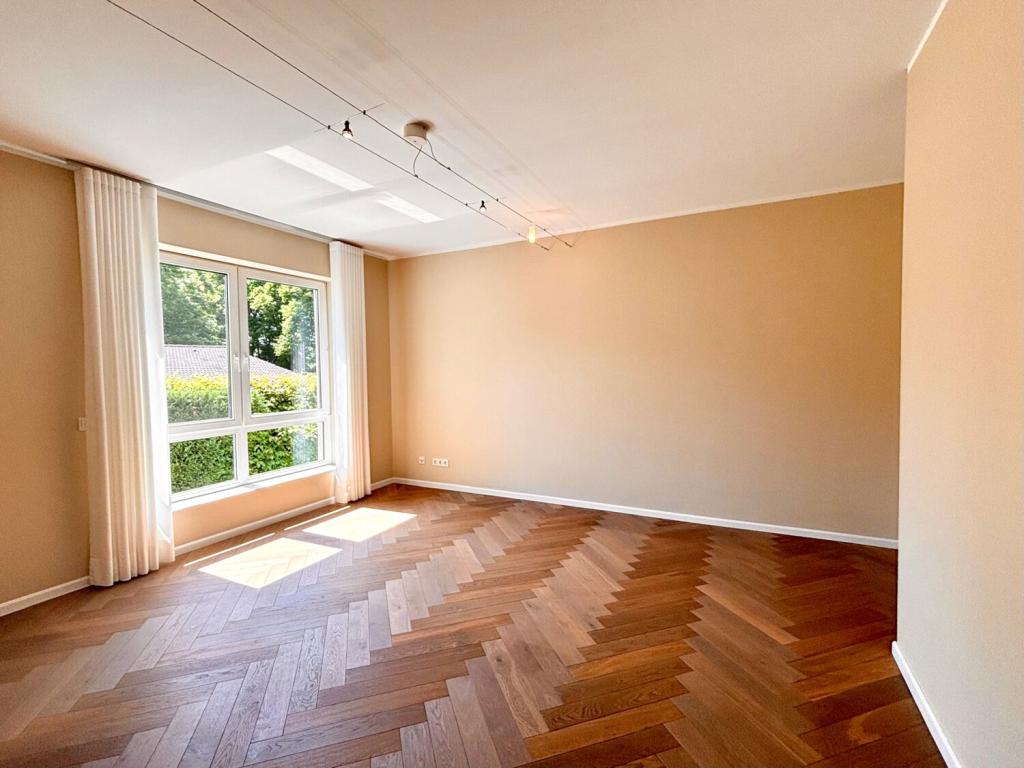 Exklusives Wohnen mit Rheinblick - Einbauküche und TG inklusive - Photo 3