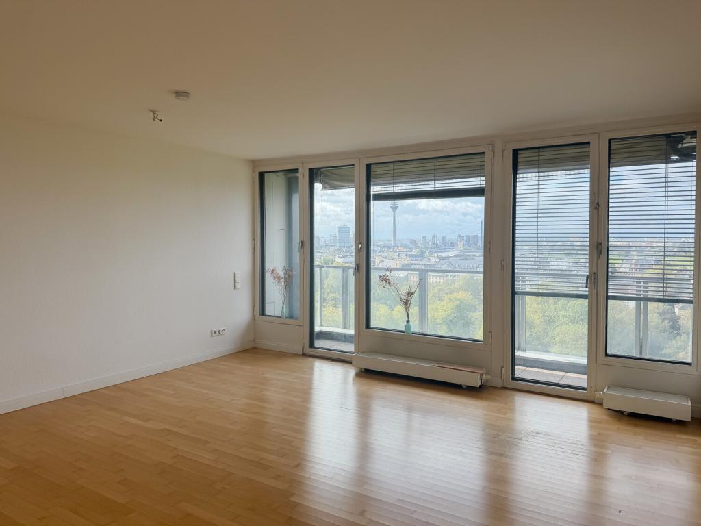 Apartment mit Balkon über dem Hofgarten und Blick zum Kö Bogen - Foto 1