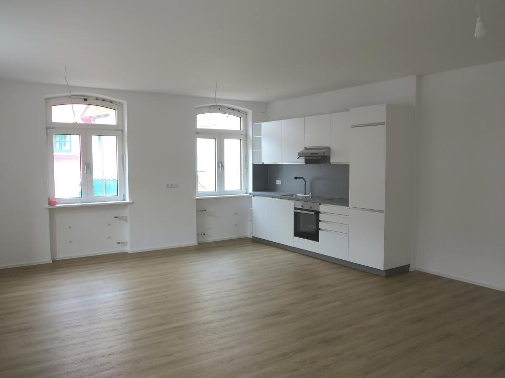 Großzügige 3 Zi.-Wohnung mitten in der Stadt Elzach - Photo 3