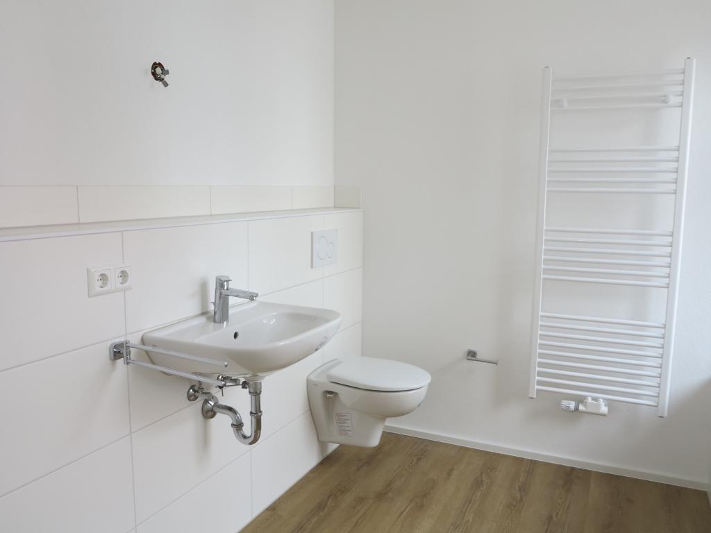 Großzügige 3 Zi.-Wohnung mitten in der Stadt Elzach - Photo 2
