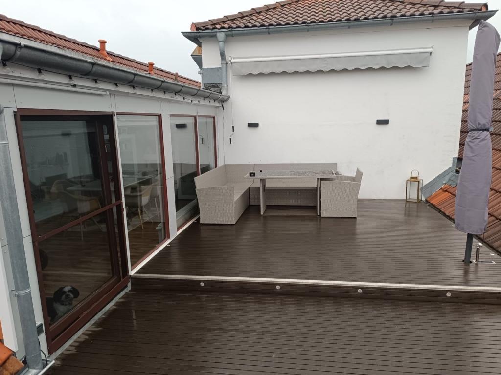 Terrasse mit Markise