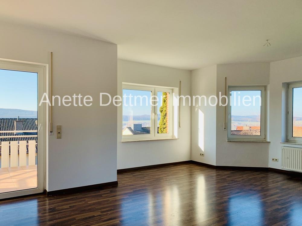 Moderne 3-Zimmer-Erdgeschosswohnung in ruhiger Lage mit Panoramablick - Foto 2