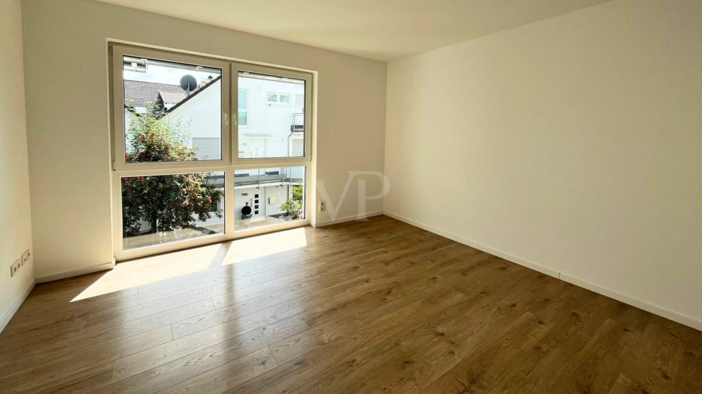 Moderne 3-Zimmer-Wohnung mit Südwest-Balkon am Bürbacher Giersberg - Photo 2