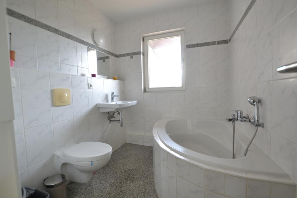I gemütliche 2-RW mit Terrasse I Wannenbad I Parkett I Einbauküche I - Photo 5