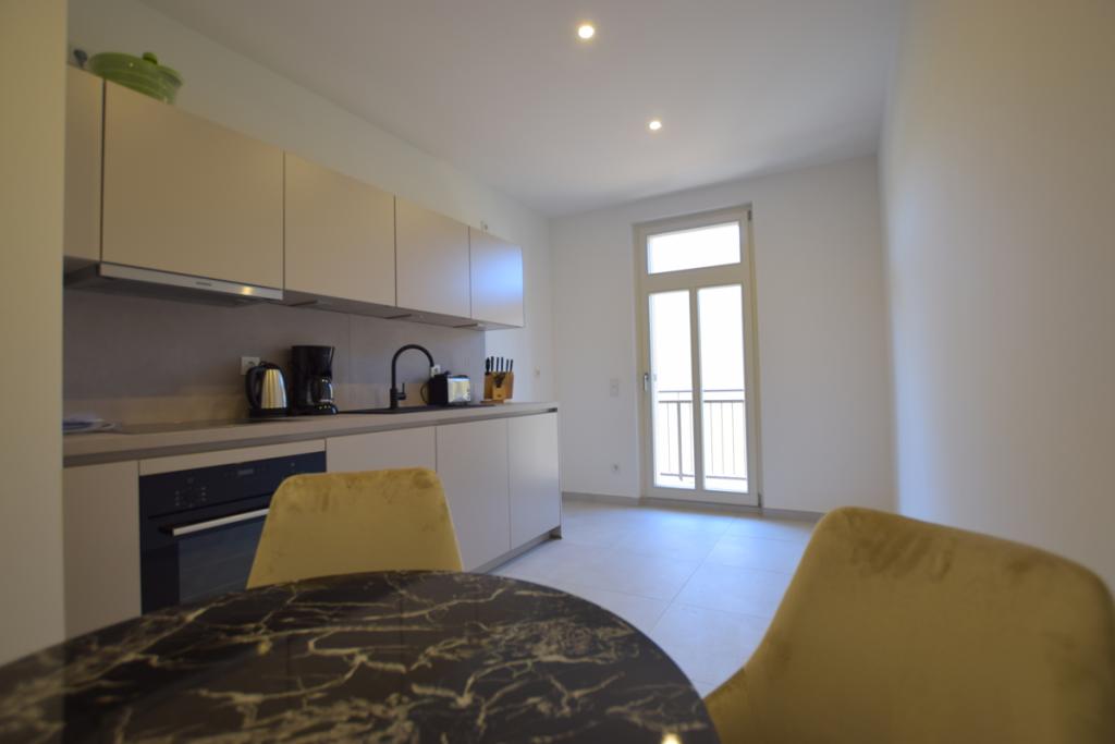 3 Raumwohnung mit moderner Einbauküche!!! Möblierung möglich. - Foto 4