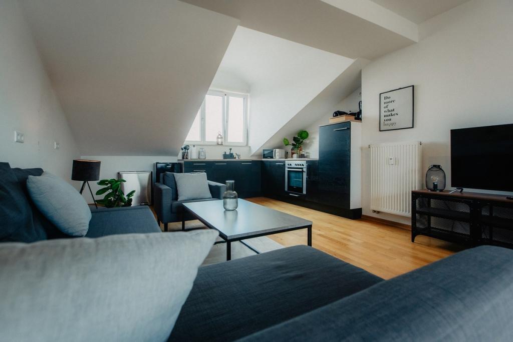Einziehen wie im Hotel: möblierte 2-Zimmer-Wohnung mit Dachterrasse, Zentrum-Nord - Foto 1