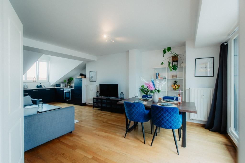 Einziehen wie im Hotel: möblierte 2-Zimmer-Wohnung mit Dachterrasse, Zentrum-Nord - Foto 2