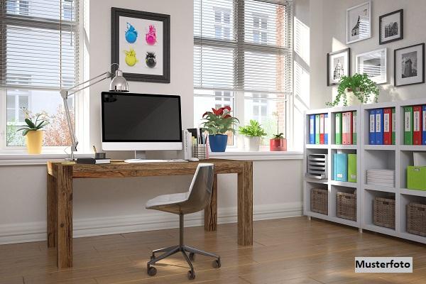 4 Zimmer - Wohnung mit Loggia - Ohne Provsion! Einmalige Gelegenheit