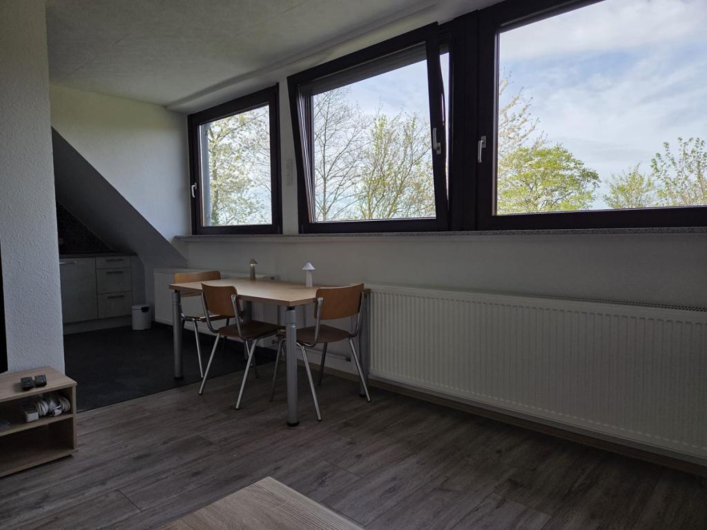 Voll Möbliert , vollständig ausgestattet und bezugsfertig 59qm Wohnung am Wald - Photo 3
