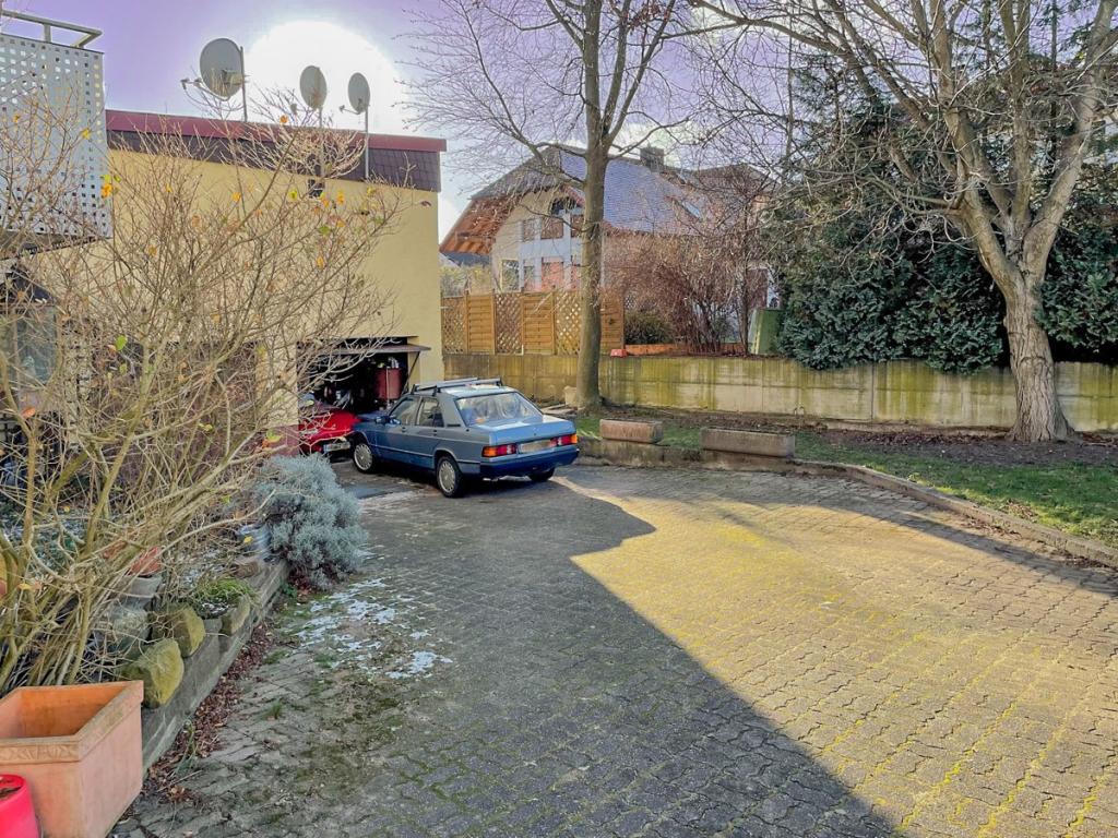 Hofeinfahrt
