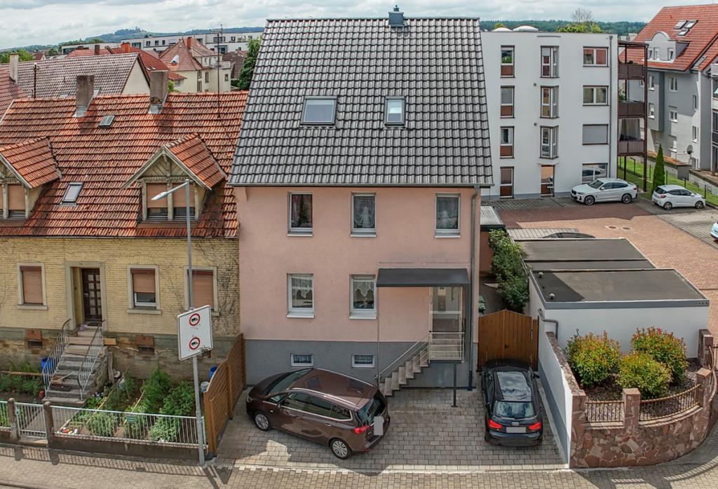 Straßenansicht