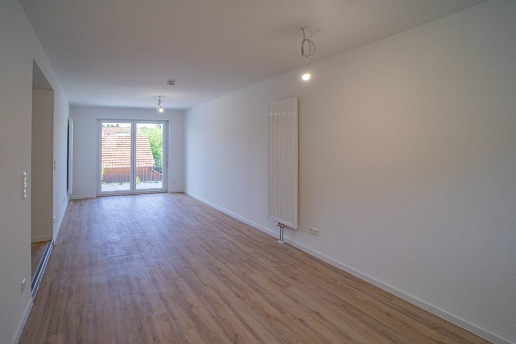 Großzügige 4-Zimmer-Mietwohnung mit Balkon und zwei Stellplätzen – ideal für Familien! - Foto 1