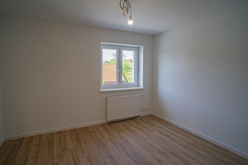 Großzügige 4-Zimmer-Mietwohnung mit Balkon und zwei Stellplätzen – ideal für Familien! - Foto 3