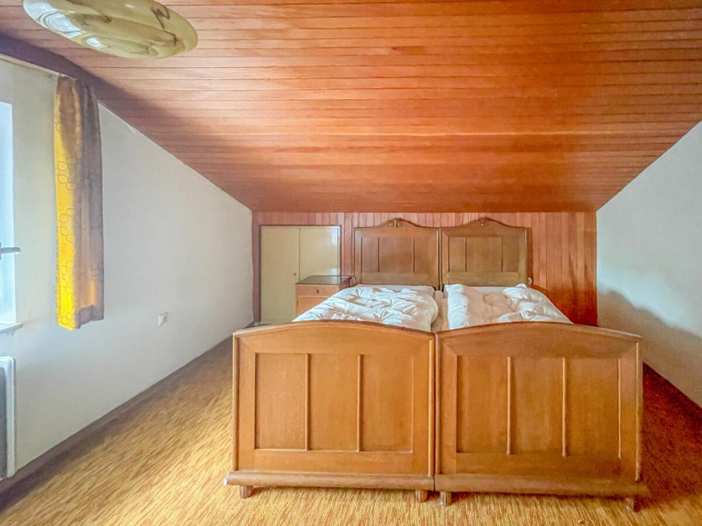 Schlafzimmer DG