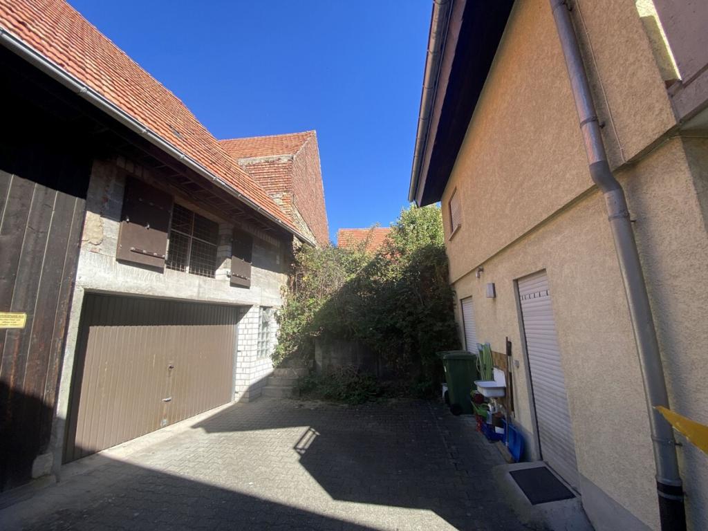 Hof und Gartenbereich