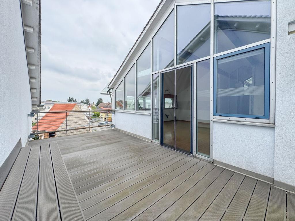 3-Zimmer-Wohnung mit besonderer Architektur! - Photo 3