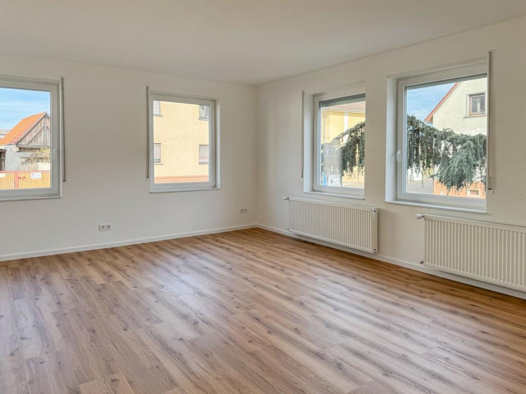 Frisch sanierte 2-Zimmer-Wohnung mit viel Licht! - Foto 1