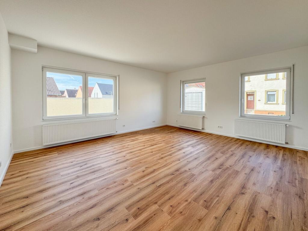 Frisch sanierte 2-Zimmer-Wohnung mit viel Licht! - Foto 3