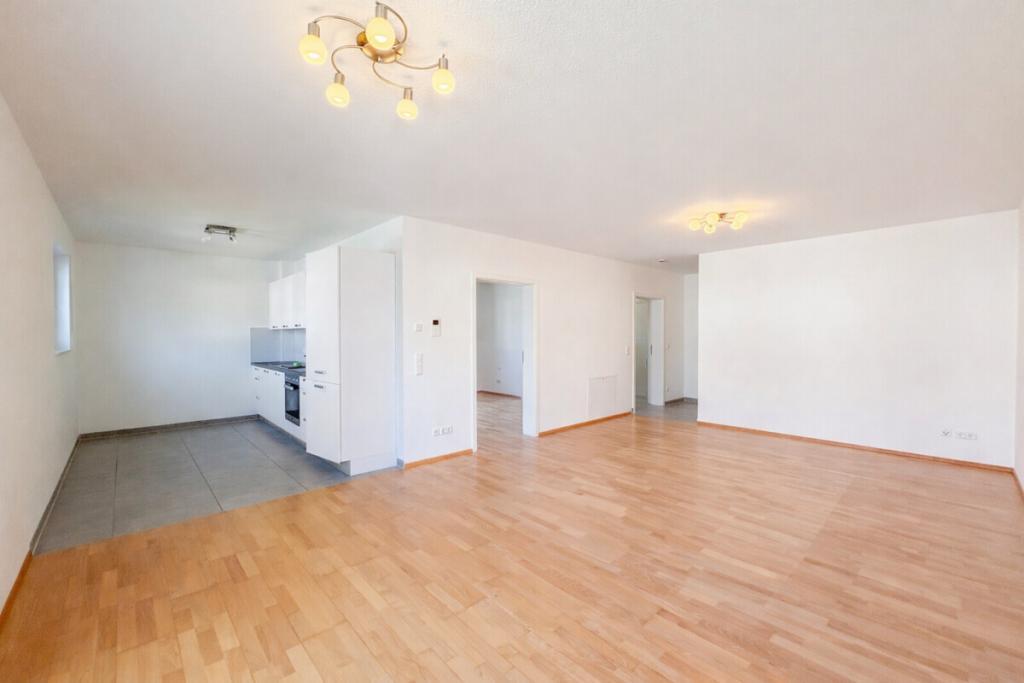 Helle 2-Zimmer-Wohnung mit Balkon - perfekt für Paare - Foto 1