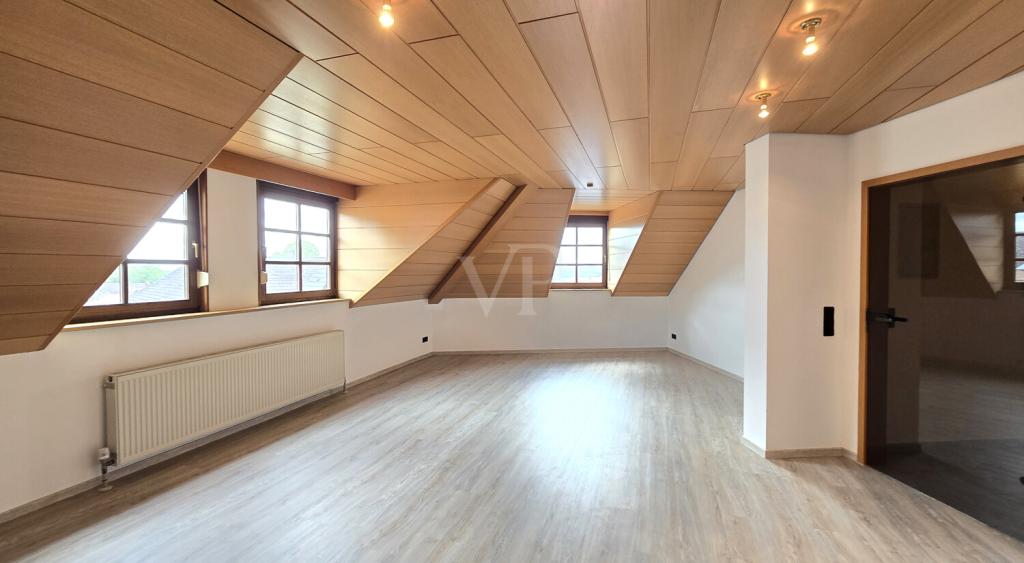 Wohn und Esszimmer
