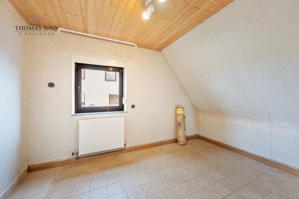 DG: Zimmer 4 (ehemalige Küche)