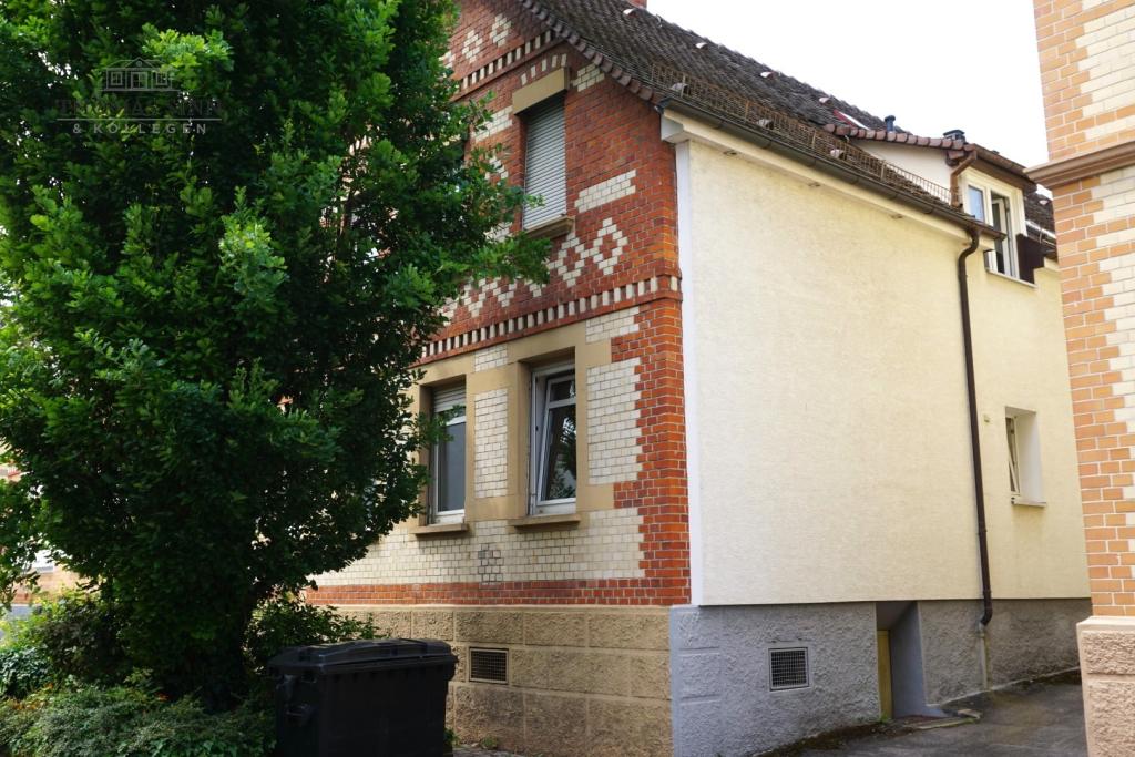 Straßenansicht