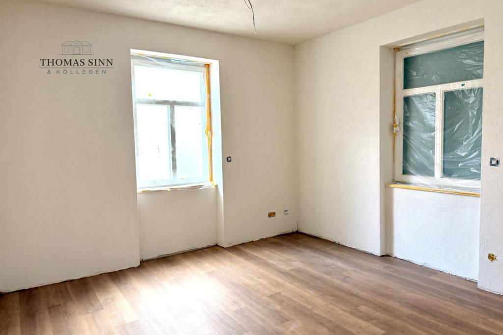 Charmante 3,5-Zimmer Hochparterre-Wohnung mit Terrasse & Fachwerkflair im kernsanierten Denkmal - Foto 3