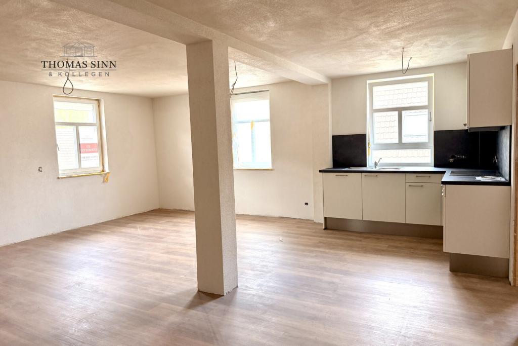 Helle 3,5-Zimmer Wohnung im 1. OG mit Balkon – modernes Wohnen trifft auf einzigartiges Fachwerk - Foto 2
