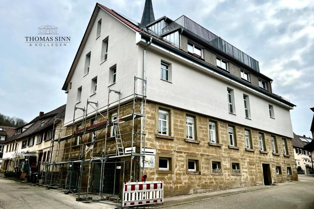 Großzügiges Wohnen auf zwei Ebenen – 5,5-Zimmer Maisonette Wohnung mit Dachterrasse & Fachwerk - Foto 4