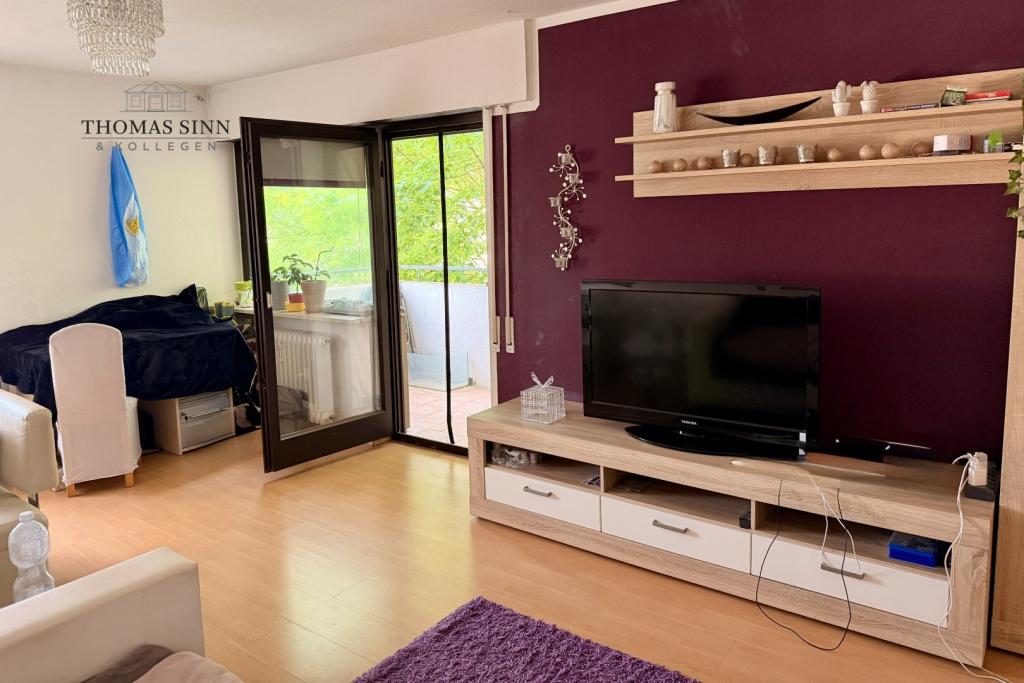 Helle 2-Zimmer-Wohnung mit Balkon und TG-Stellplatz in gepflegter Wohnanlage - neuer Fußboden - Photo 1