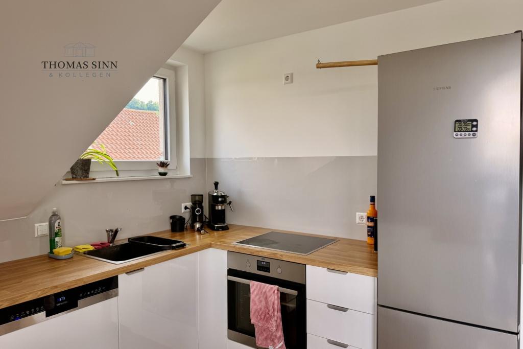 Hochwertige 4 Zimmer DG-Whg in vollständig saniertem Dreifamilienhaus mit bester Energieeffizienz A+ - Photo 3