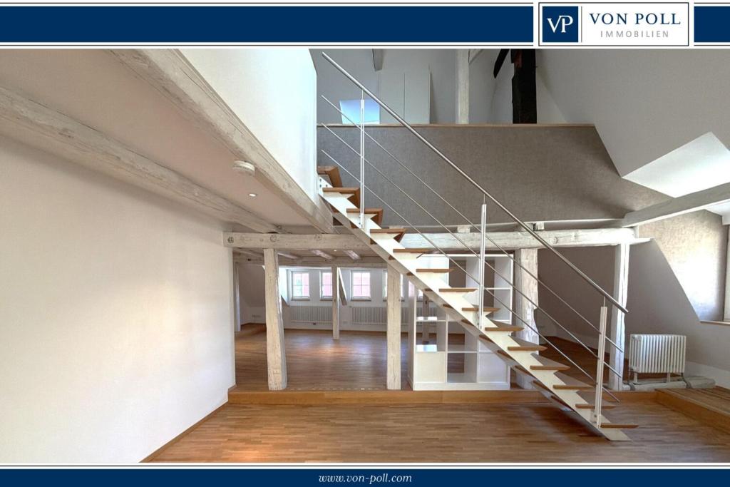 Lichtdurchflutetes Loft mit historischem Flair und komfortablem TG-Stellplatz - Foto 3