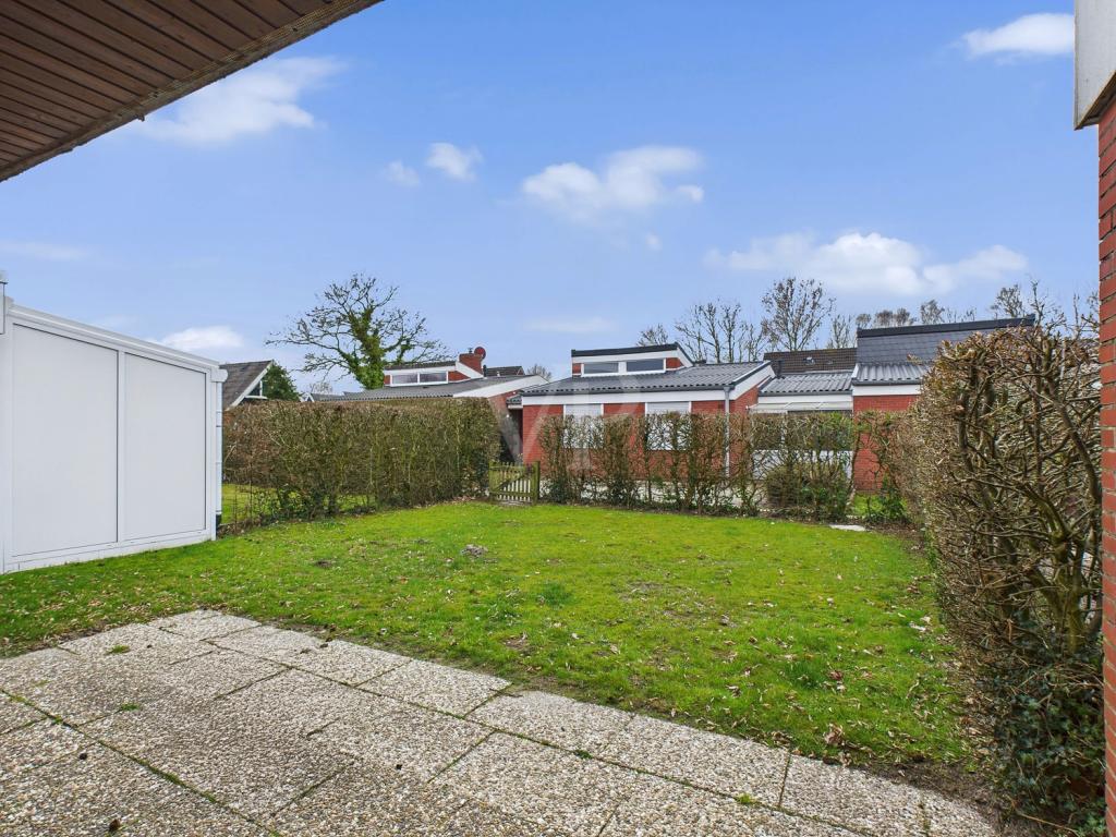 Terrasse + Garten