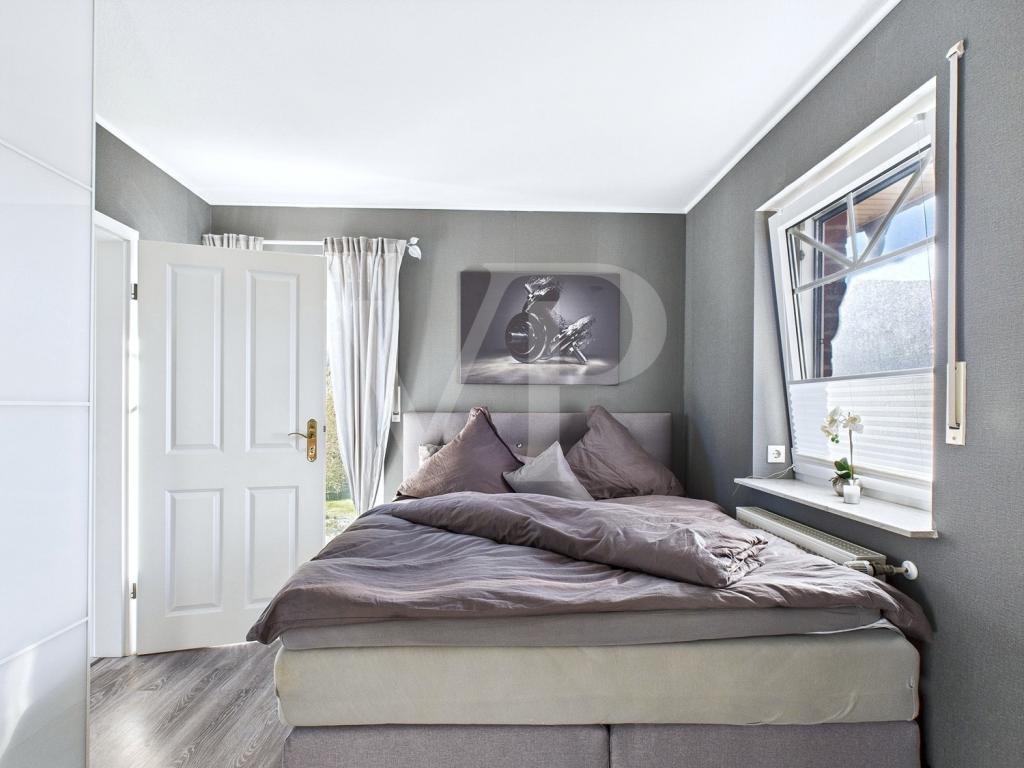 Schlafzimmer EG