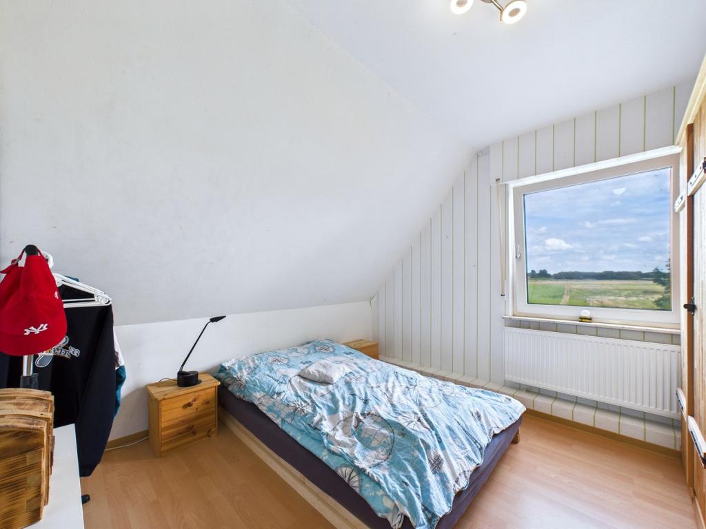 Schlafzimmer 2 OG