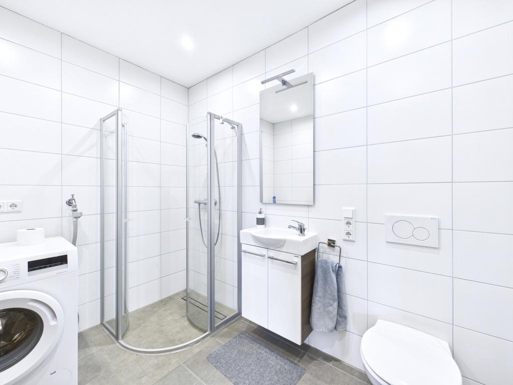Badezimmer Büro DG