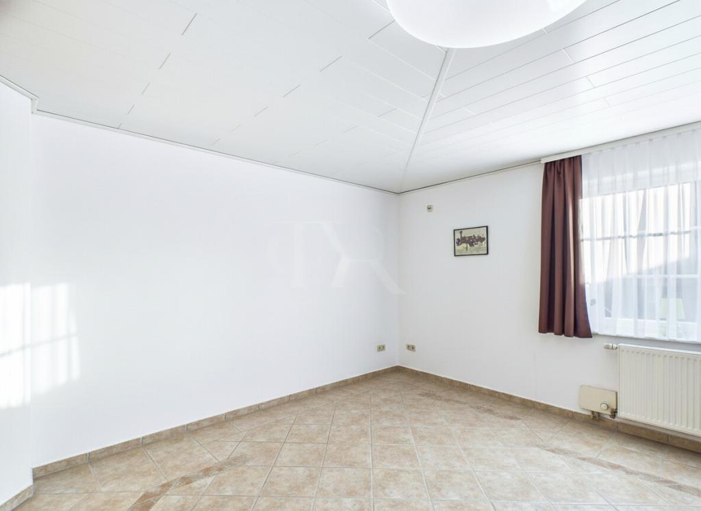 Großzügige Erdgeschosswohnung mit Garten & Terrasse in zentraler Lage von Esens zur Miete - Foto 3