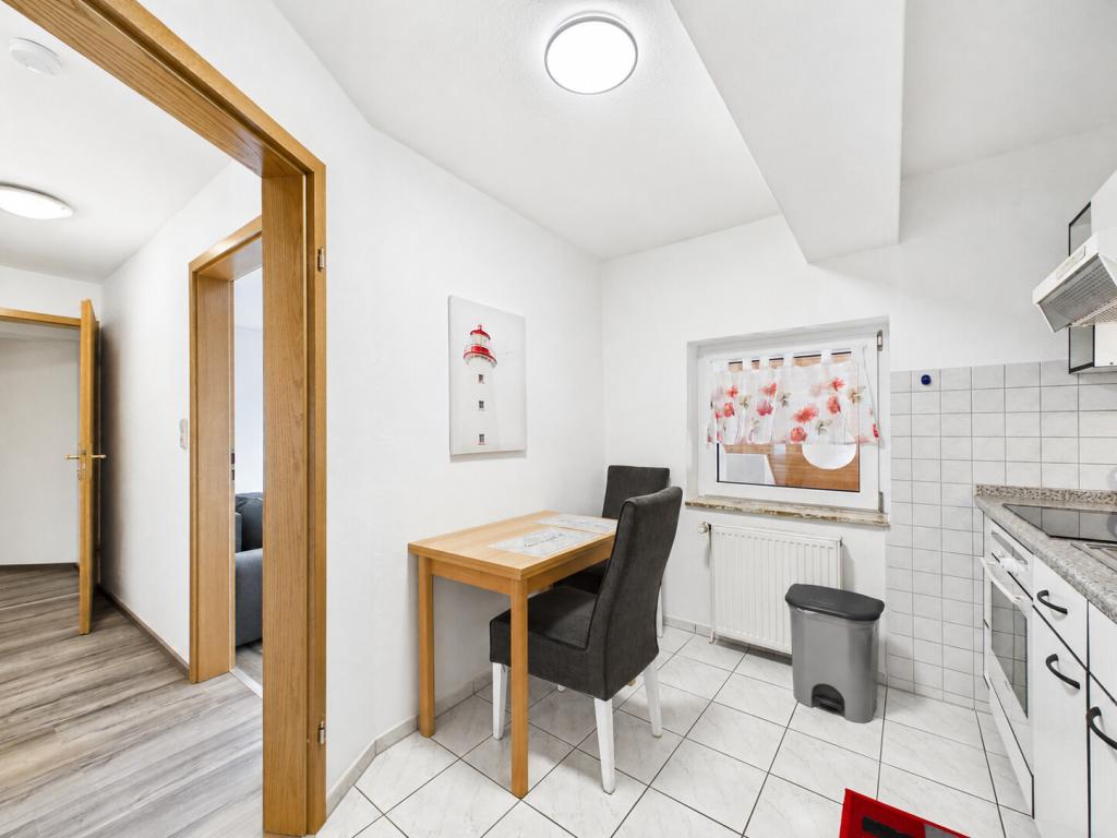 Osteel: Ruhige, moderne und möblierte Oberwohnung in gepflegtem Gulfhof - Foto 3