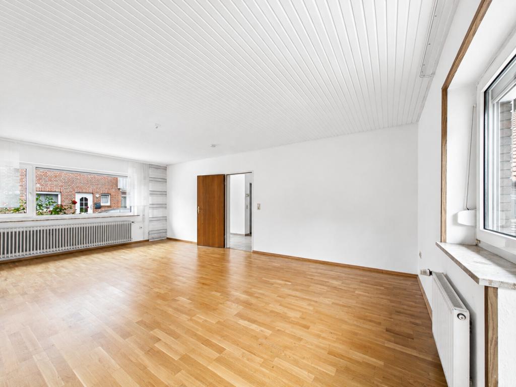 Zentral wohnen in Norden – gepflegter Bungalow mit Terrasse & Garage - Foto 2