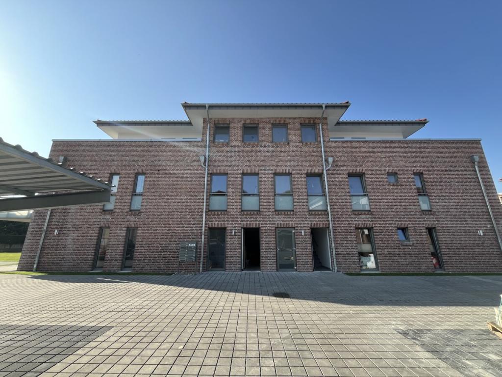 Zur Miete - Geräumige 2-Zimmer-Wohnung mit Balkon und PKW Stellplatz zum 01.09.2026 - Foto 3