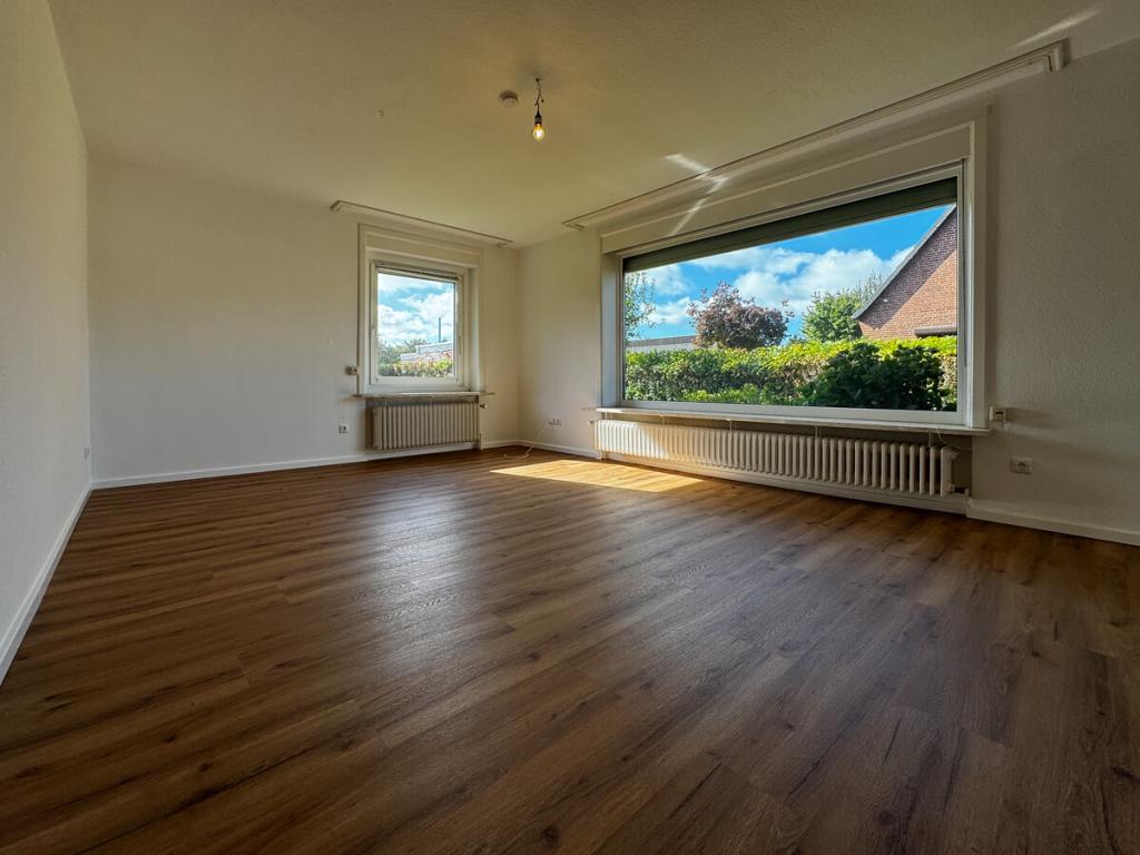 Zur Miete! Charmantes Einfamilienhaus mit ebenerdigem Wohnen in ruhiger Lage von Marne - Foto 1