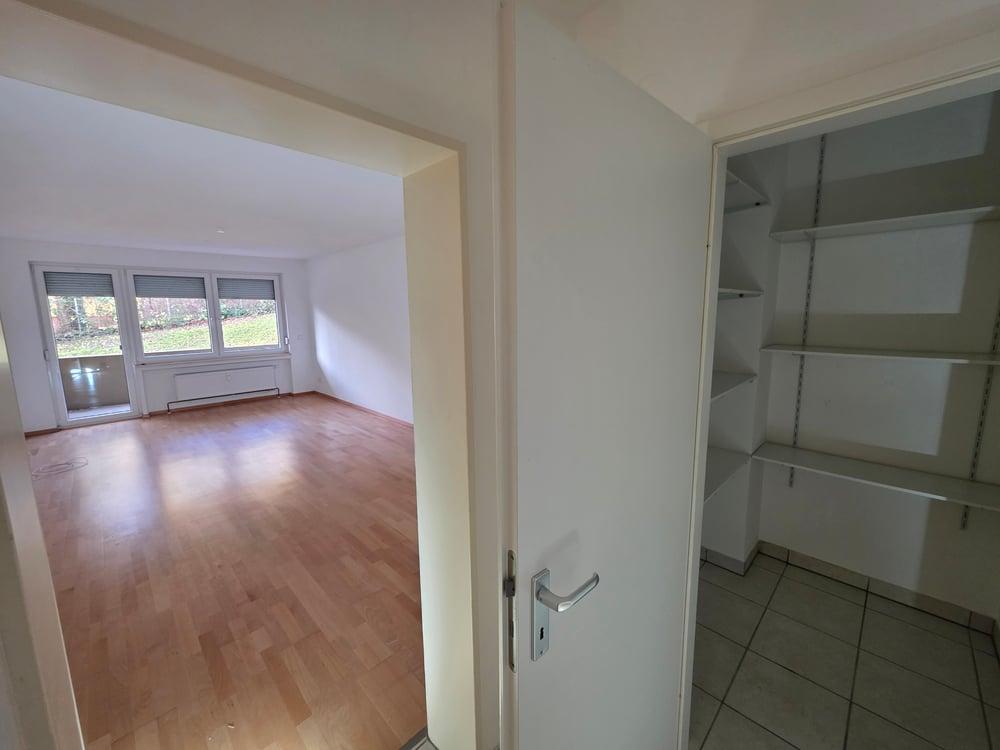 Wohnung mit Loggia, Einbauküche, Kellerbox in Saarbrücken-Eschberg - Foto 2