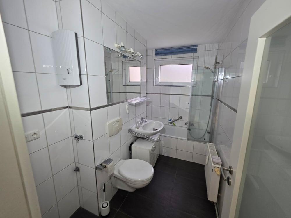 Wohnung mit Loggia, Einbauküche, Kellerbox in Saarbrücken-Eschberg - Foto 4