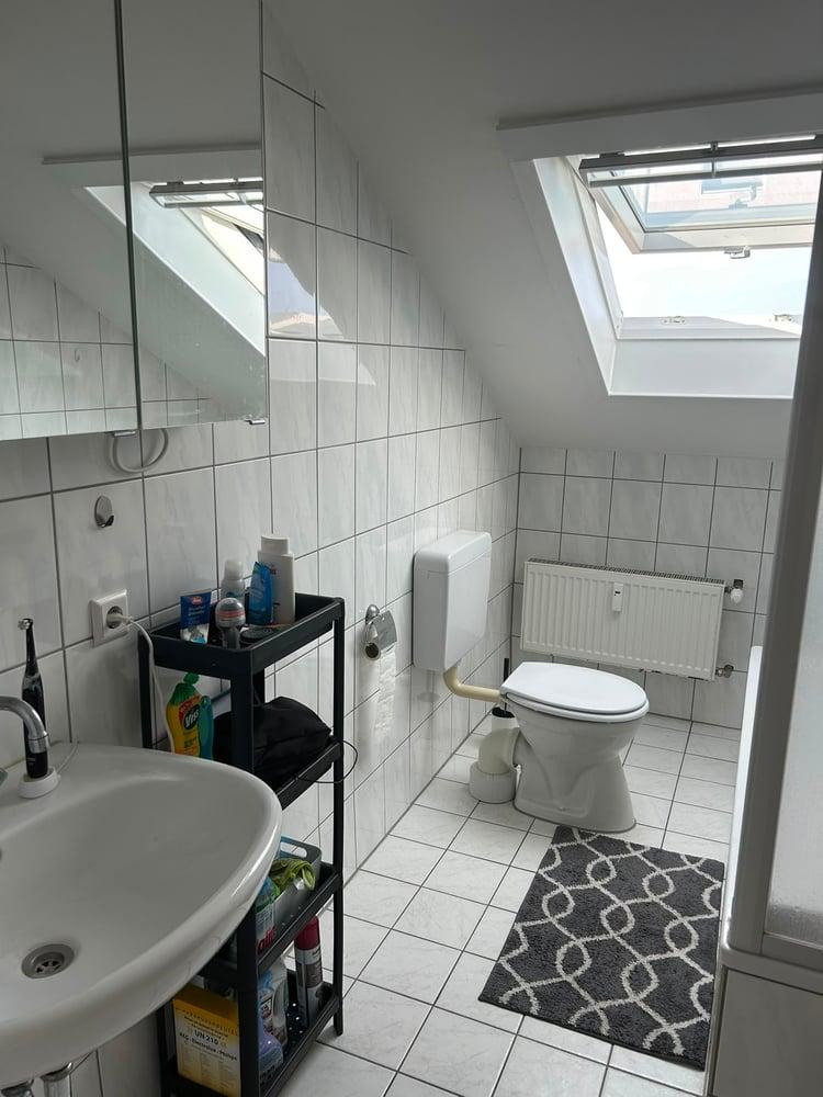 Helle 3-Zimmer-Dachgeschosswohnung in ruhiger Top-Lage – Pforzheim-Sonnenberg - Foto 4