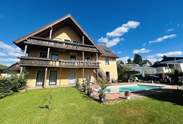 Anblick Poolseite 2