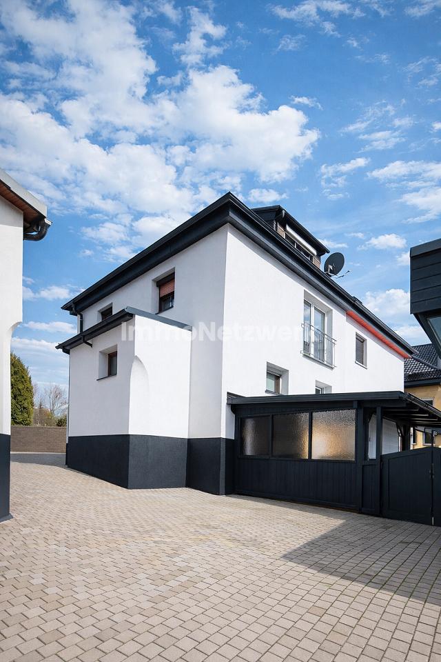 Immobilie in Wunsiedel - ***Willkommen in Ihrem neuen Zuhause - Familienidylle in Top-Lage von Wunsiedel*** - Bild 0